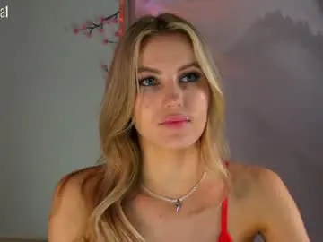 Chaturbate Live Sex Cam of yungtessa