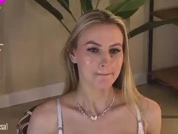 Chaturbate Nude Webcam of yungtessa