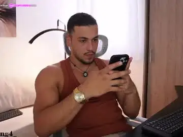 Chaturbate Live Sex Cam of andy_weld