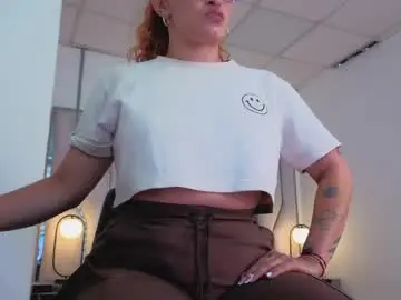 Chaturbate Nude Webcam of maise_hill1
