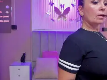 Chaturbate Live Sex of beauty_milf4