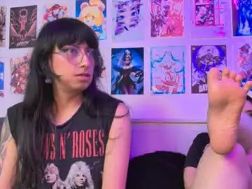 Chaturbate Best live sex cam show of snowblack_