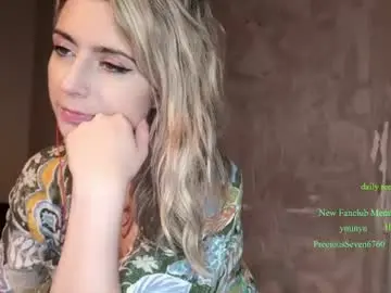 Chaturbate Live Sex of kimilee22