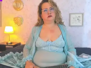 Chaturbate Sex Chat of martinacurvy_