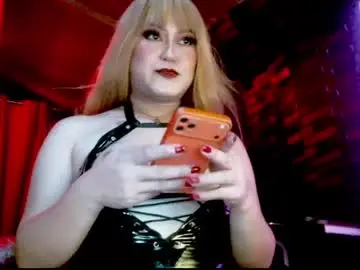 Chaturbate Live Porn of urgoddesstrixiecumss