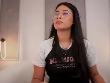 Chaturbate Adult Video Chat of nicoleflorens