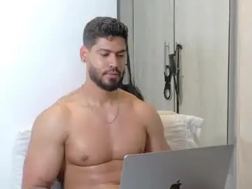 Chaturbate Live Porn of tomasferrer