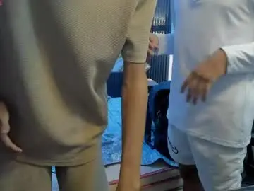 Chaturbate Live Sex of dark_desiree18