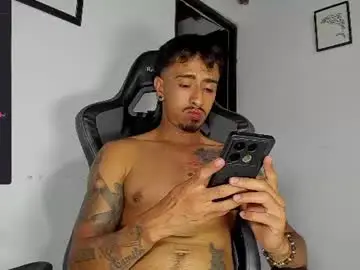 Chaturbate Live Sex Cam of martin_granch