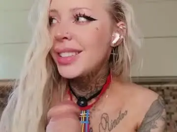 Chaturbate Free Porn Cam of 2badforyou