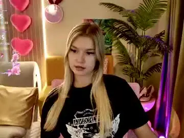 Chaturbate Free Live Porn of battymelody