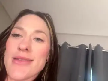 Chaturbate Live Sex Cam of jadeee__ivy