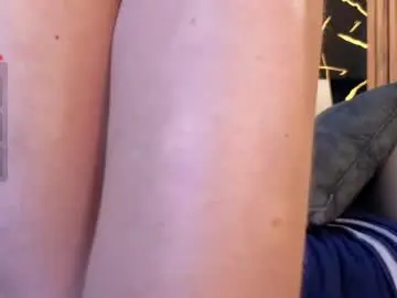 Chaturbate Sex Cam of starlight_mature23_aws