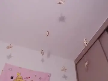Chaturbate Free Live Porn of bluee_v