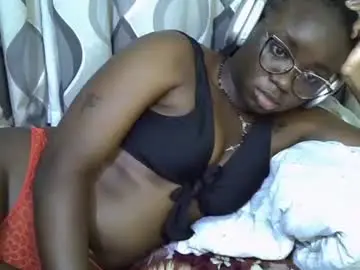 Chaturbate Live Sex Cam of cute_gee