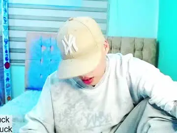 Chaturbate Adult Webcams of _justinmoon2