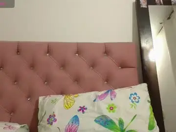 Chaturbate Free Live Porn of aurora_petit_