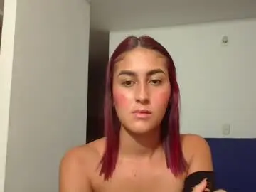 Chaturbate Live Sex Cam of aurora_petit_