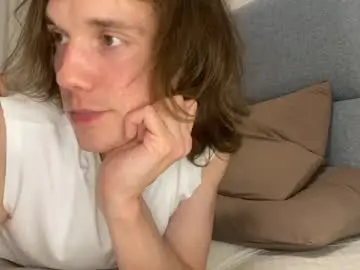Chaturbate Live Sex Cam of big_lil_small