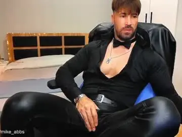 Chaturbate Free Porn Cam of mikestrip