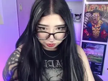 Chaturbate Live Sex Cam of dark___doll