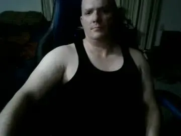 Chaturbate Watch Live Sex Cams of emsguy1