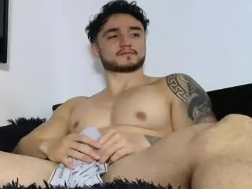Chaturbate Watch Live Sex Cams of latinboyvip_