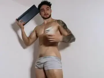 Chaturbate Watch Live Sex Cams of latinboyvip_