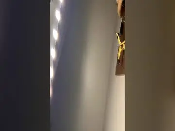 Chaturbate Adult Video Chat of spoilprincesschloee
