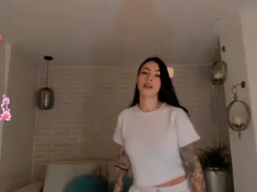 Chaturbate Nude Webcam of christineford1