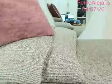 Chaturbate Live Sex of petitealejats