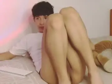 Chaturbate Live Sex of cuddly_twinkie
