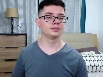Chaturbate Nude Webcam of kevinhunts