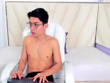 Chaturbate Free Porn Cam of ethan12_
