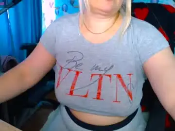 Chaturbate Live Sex Cam of ellabella36dd