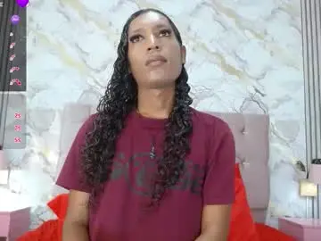 Chaturbate Live Sex Cam of mia_hiills