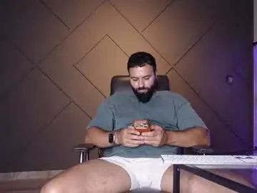 Chaturbate Live Sex of glennmasters
