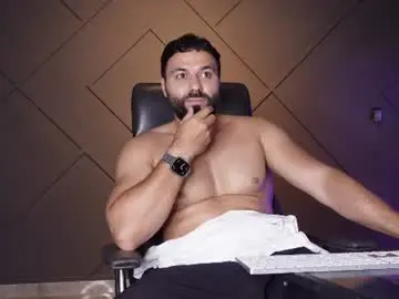 Chaturbate Live Sex Cam of glennmasters