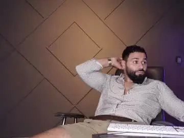 Chaturbate Free Live Porn of glennmasters