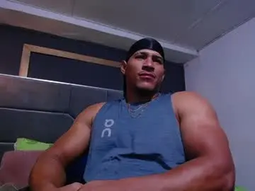 Chaturbate Live Sex Cam of adam_fit19cm