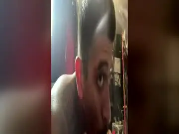 Chaturbate Free Porn Cam of addictedtobustnloads1