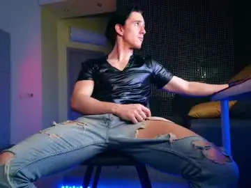 Chaturbate Free Live Porn of christianlevine_
