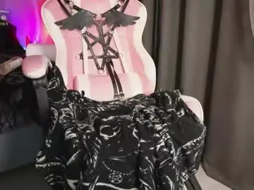 Chaturbate Sex Cam of devil_s_bride