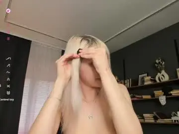 Chaturbate Watch Live Sex Cams of _shiningstar