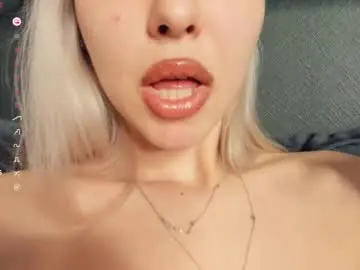 Chaturbate Live Porn of _shiningstar
