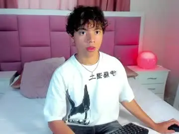 Chaturbate Live Sex of honeymoon_sariel