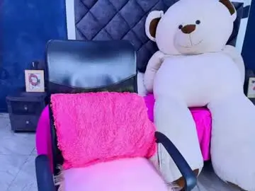 Chaturbate Live Sex Cam of karol_adams_1