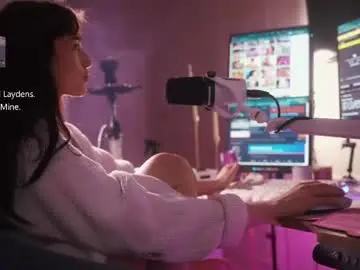 Chaturbate Free Porn Cam of horneyjozy