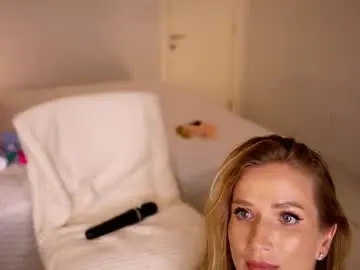 Chaturbate Free Live Porn of miya_shake