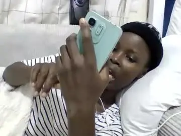Chaturbate Adult Webcams of pretty_petite_ebony